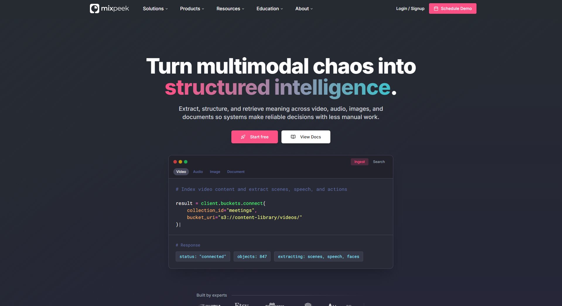 Mixpeek官网界面截图